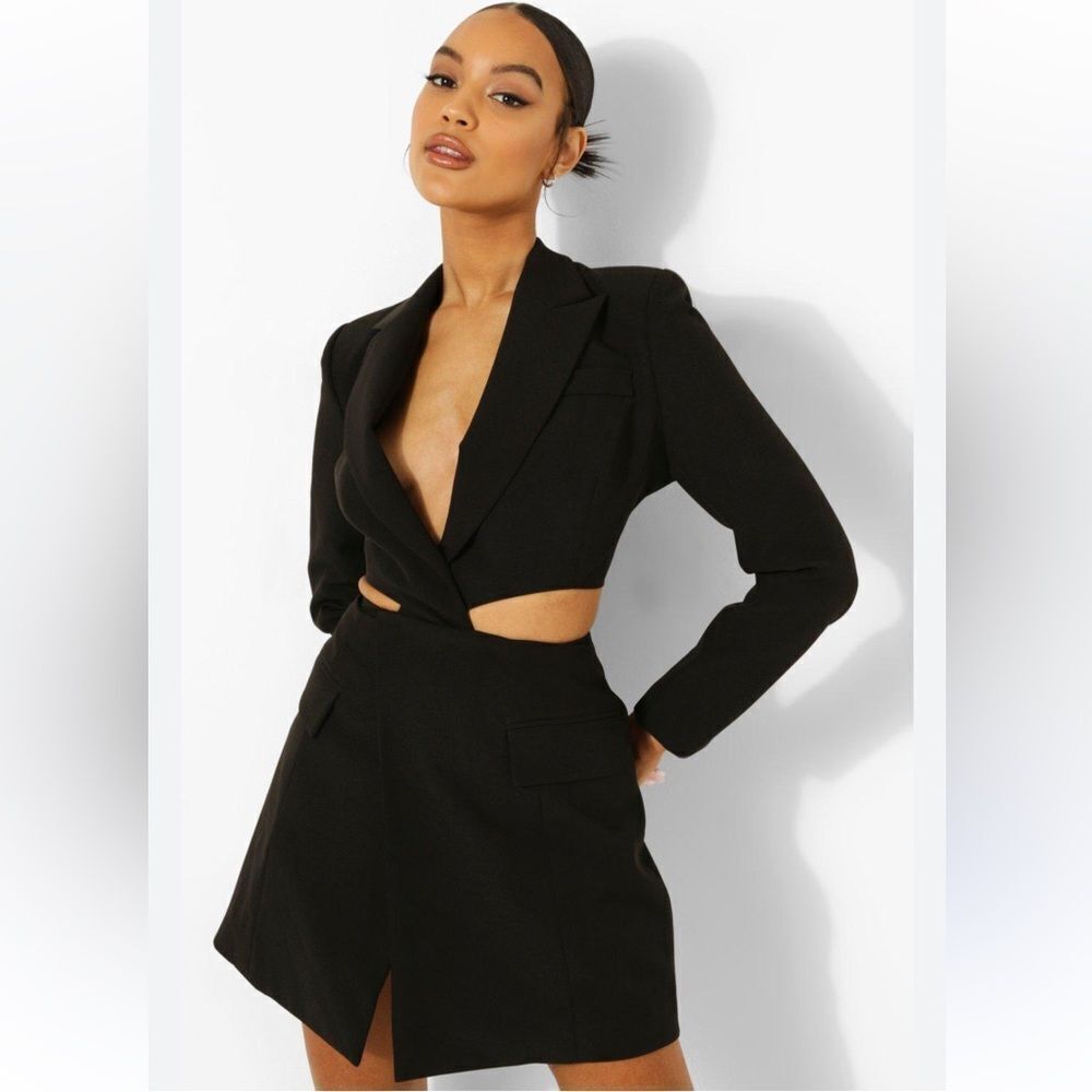 Boohoo TAILORED KNOT FRONT OPEN BACK BLAZER Dress